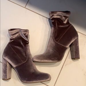 Steve Madden Suede Booties